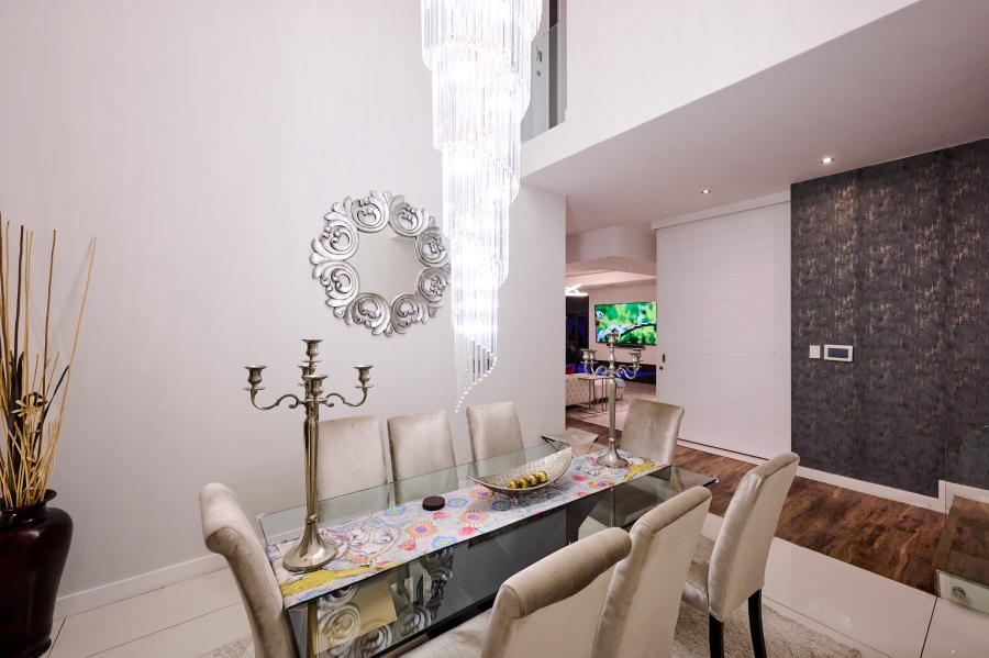 4 Bedroom Property for Sale in Waterfall Country Estate Gauteng