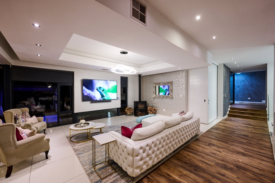 4 Bedroom Property for Sale in Waterfall Country Estate Gauteng