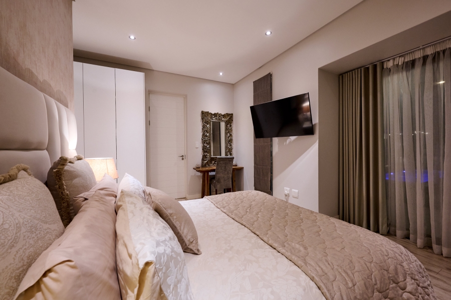 4 Bedroom Property for Sale in Waterfall Country Estate Gauteng