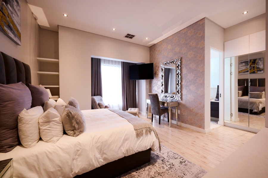 4 Bedroom Property for Sale in Waterfall Country Estate Gauteng