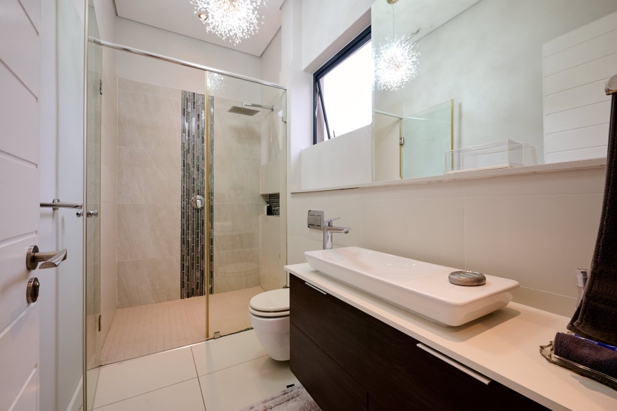 4 Bedroom Property for Sale in Waterfall Country Estate Gauteng