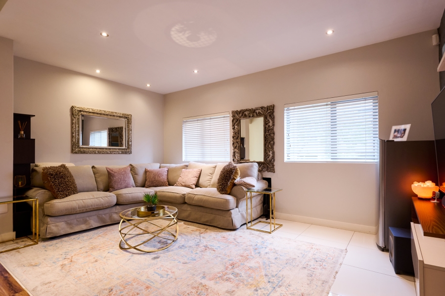 4 Bedroom Property for Sale in Waterfall Country Estate Gauteng