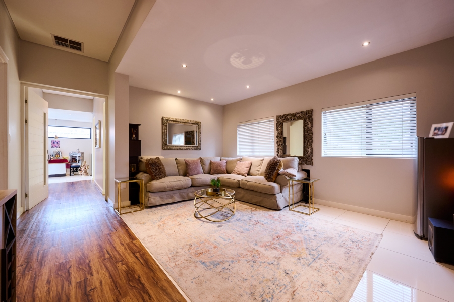 4 Bedroom Property for Sale in Waterfall Country Estate Gauteng