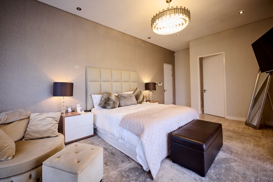 4 Bedroom Property for Sale in Waterfall Country Estate Gauteng