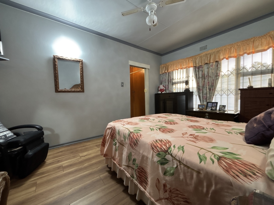 3 Bedroom Property for Sale in Farrarmere Gauteng