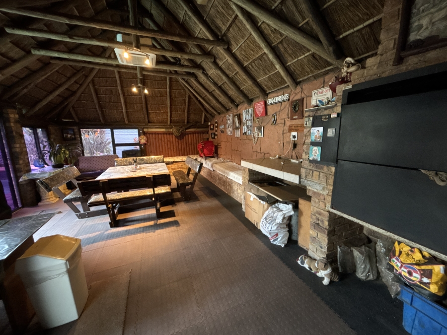 3 Bedroom Property for Sale in Farrarmere Gauteng