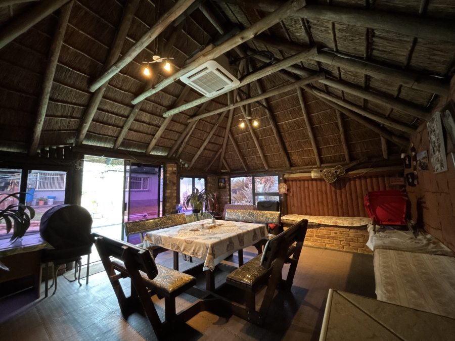 3 Bedroom Property for Sale in Farrarmere Gauteng
