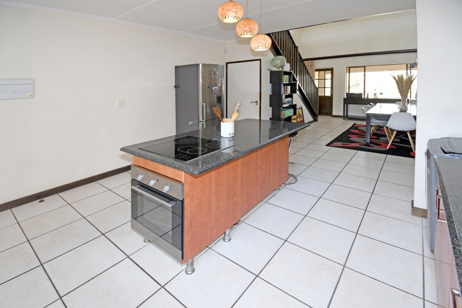 To Let 3 Bedroom Property for Rent in Sunninghill Gauteng