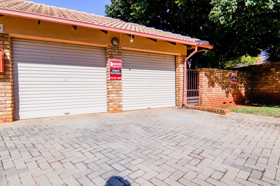 2 Bedroom Property for Sale in Pierre Van Ryneveld Gauteng