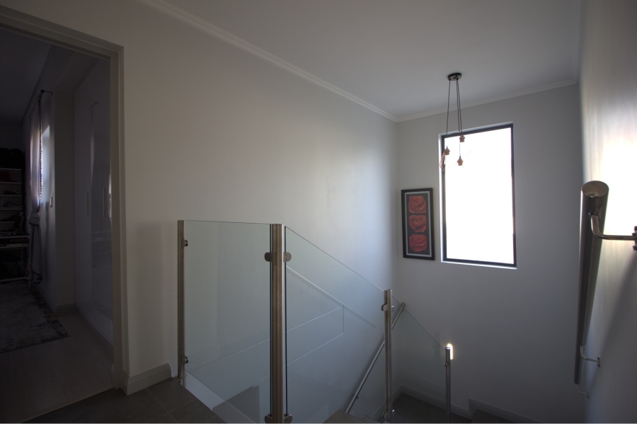 3 Bedroom Property for Sale in Broadacres Gauteng