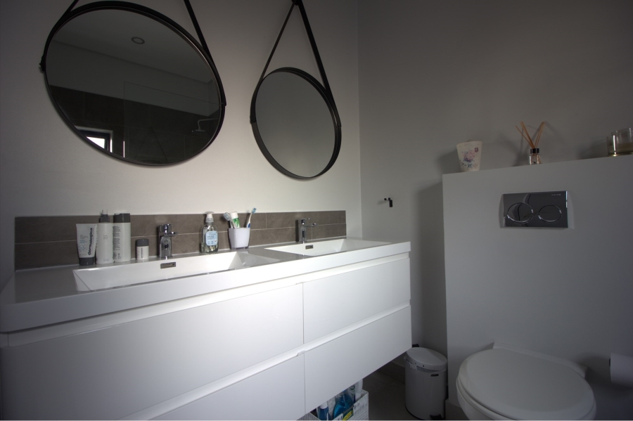3 Bedroom Property for Sale in Broadacres Gauteng