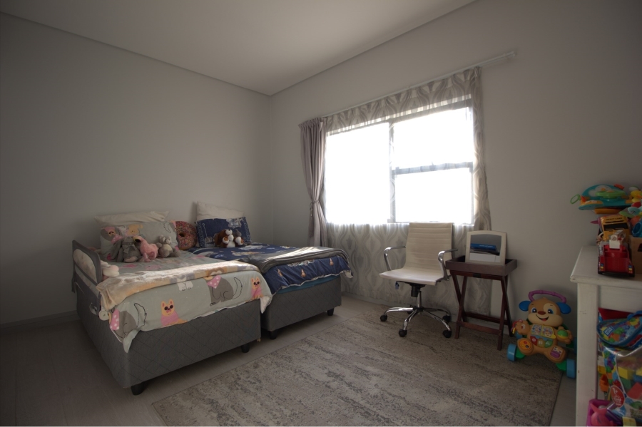 3 Bedroom Property for Sale in Broadacres Gauteng