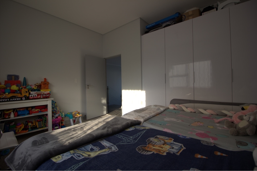 3 Bedroom Property for Sale in Broadacres Gauteng