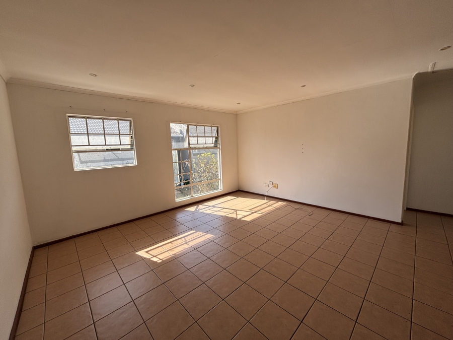 2 Bedroom Property for Sale in Ravenswood Gauteng