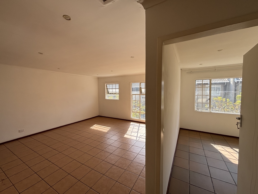 2 Bedroom Property for Sale in Ravenswood Gauteng