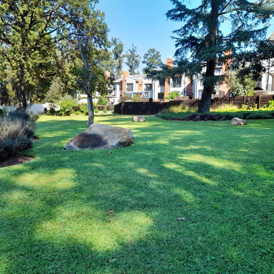 2 Bedroom Property for Sale in Bryanston Gauteng