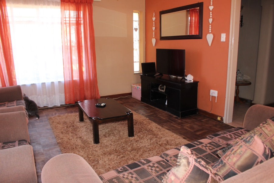 3 Bedroom Property for Sale in Georginia Gauteng