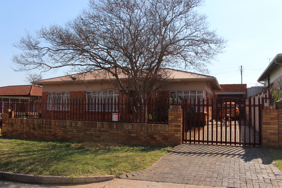 3 Bedroom Property for Sale in Georginia Gauteng