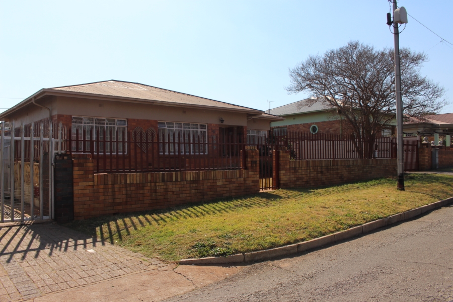 3 Bedroom Property for Sale in Georginia Gauteng