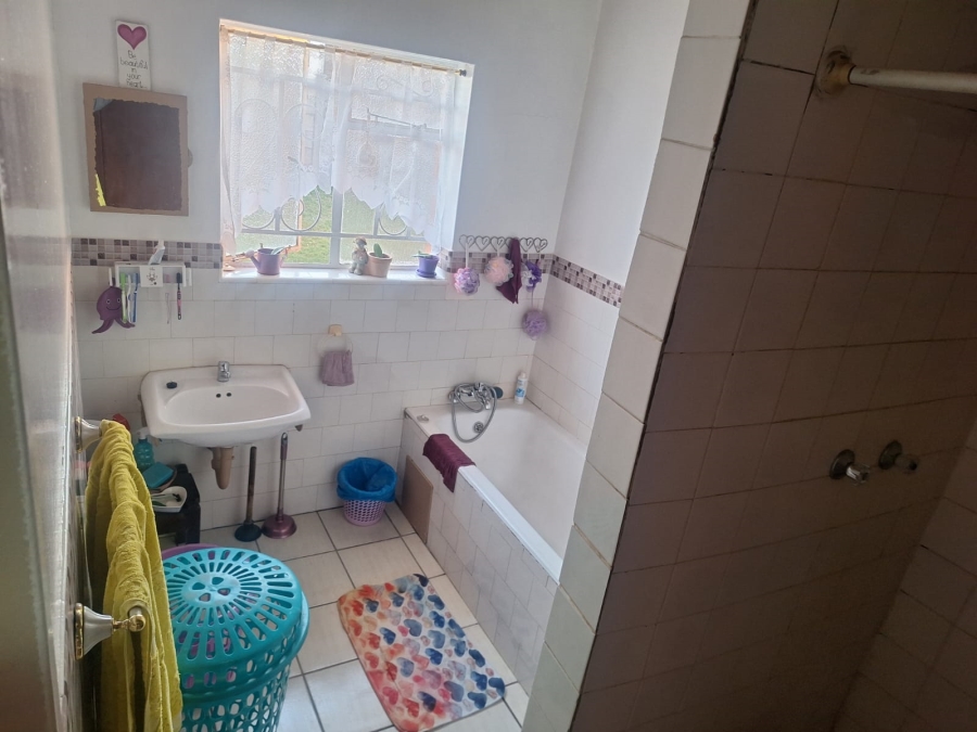 3 Bedroom Property for Sale in Georginia Gauteng