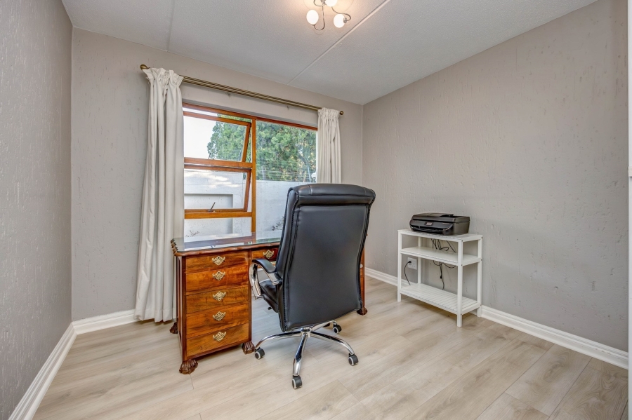 3 Bedroom Property for Sale in Sunninghill Gauteng