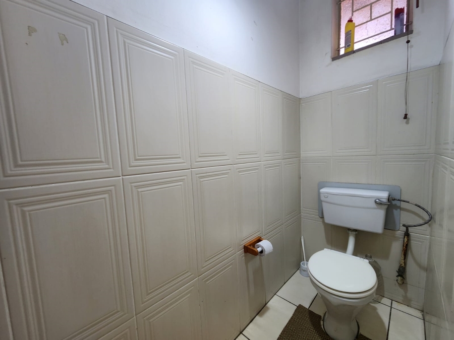 2 Bedroom Property for Sale in Three Rivers Gauteng