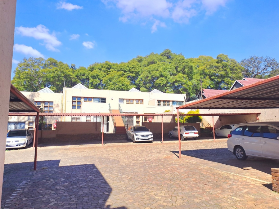 2 Bedroom Property for Sale in Houghton Estate Gauteng