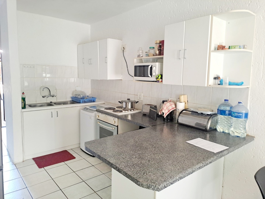 2 Bedroom Property for Sale in Houghton Estate Gauteng
