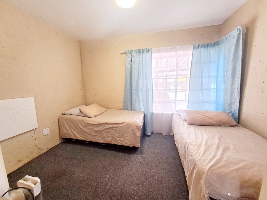 2 Bedroom Property for Sale in Houghton Estate Gauteng