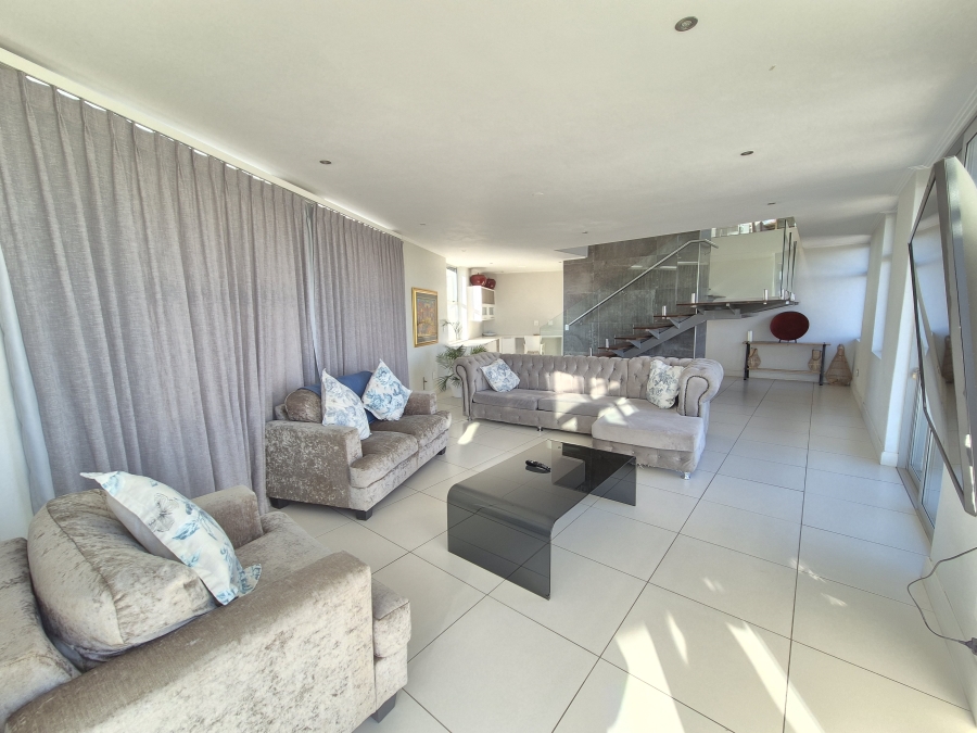 4 Bedroom Property for Sale in Rosebank Gauteng