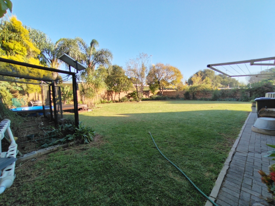 2 Bedroom Property for Sale in Elardus Park Gauteng