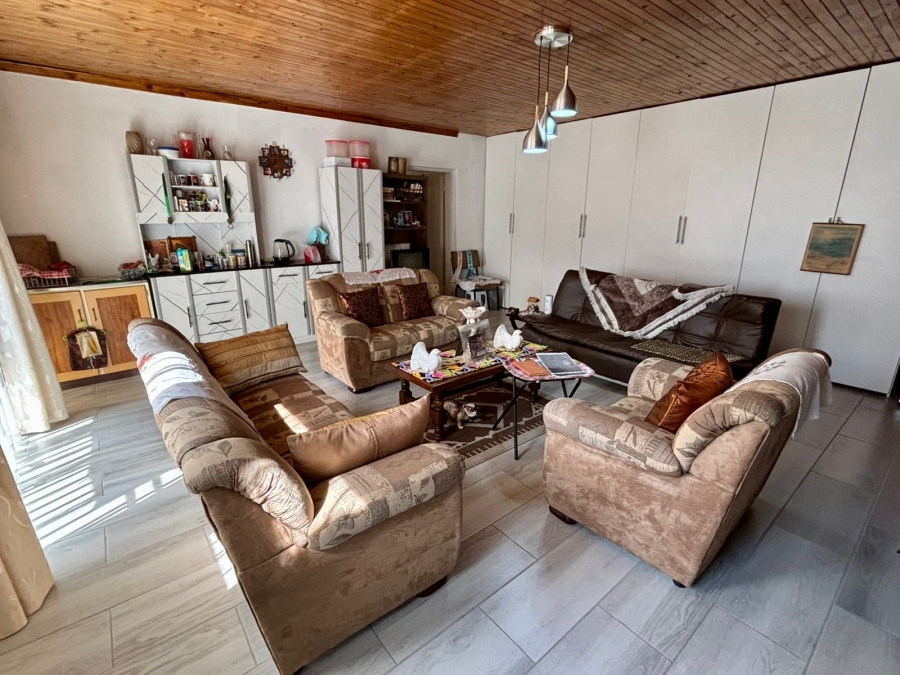5 Bedroom Property for Sale in Parkdene Gauteng