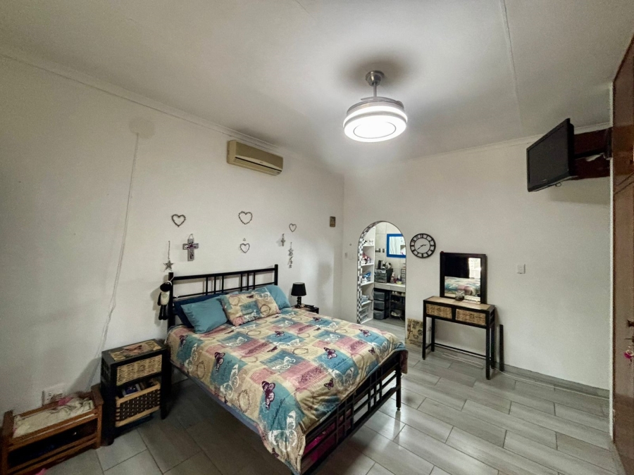5 Bedroom Property for Sale in Parkdene Gauteng