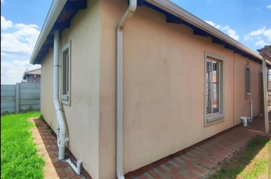 3 Bedroom Property for Sale in Sky City Gauteng