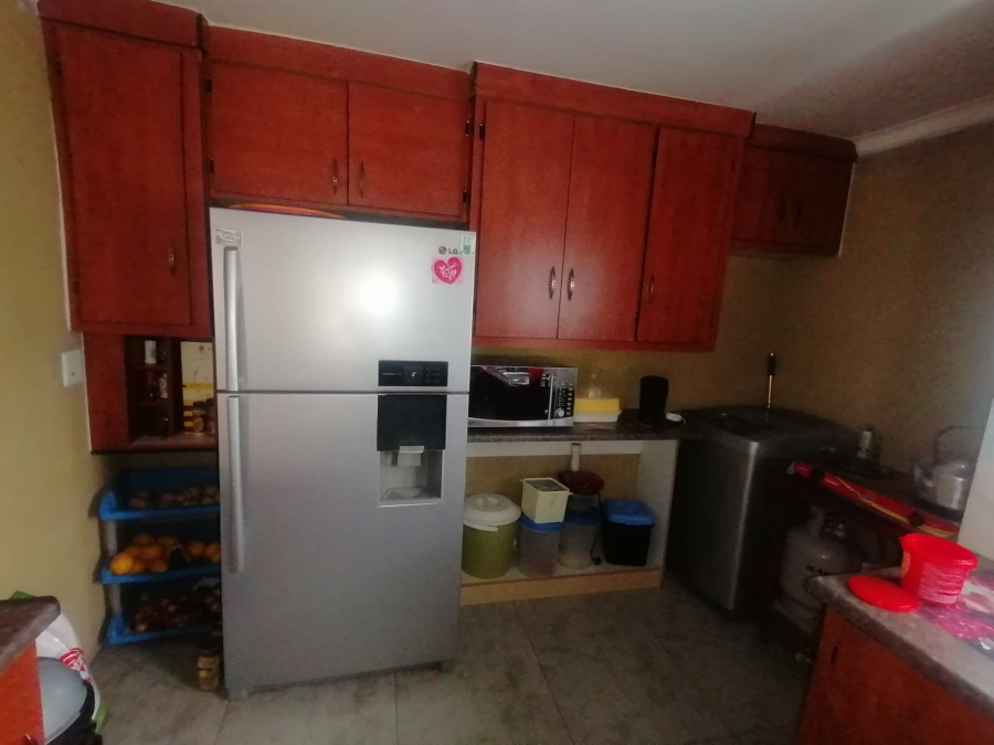 3 Bedroom Property for Sale in Lotus Gardens Gauteng