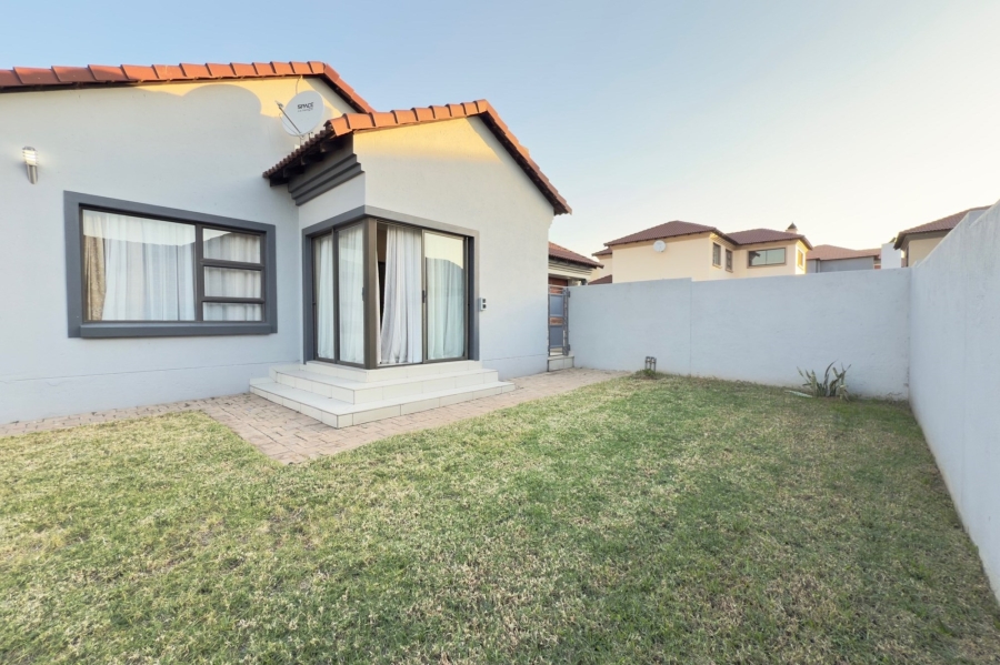 3 Bedroom Property for Sale in Rua Vista Gauteng