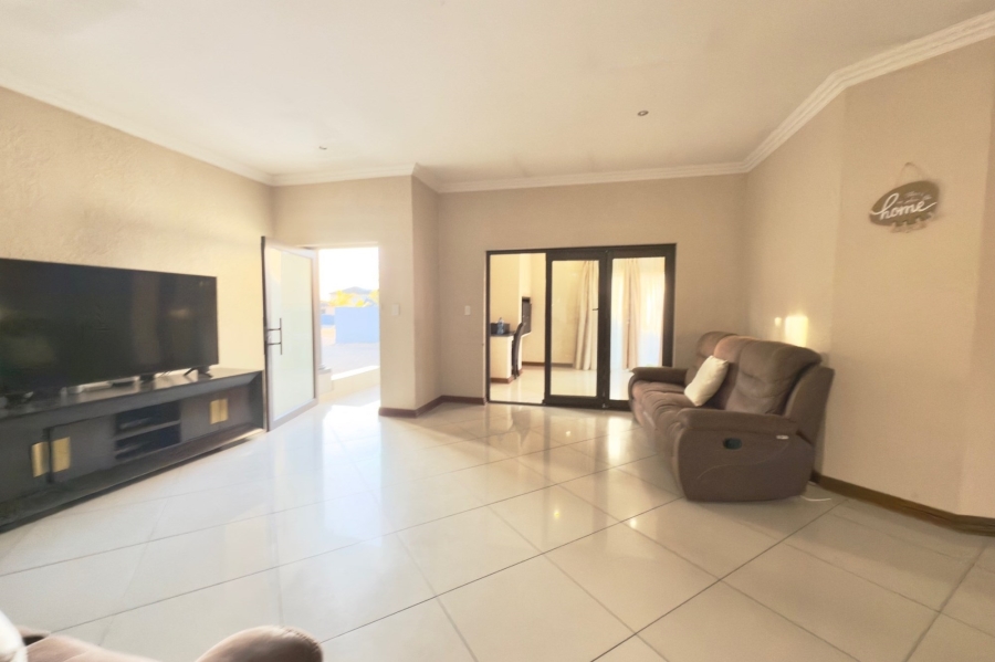 3 Bedroom Property for Sale in Rua Vista Gauteng