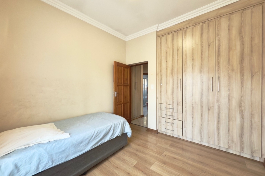 3 Bedroom Property for Sale in Rua Vista Gauteng