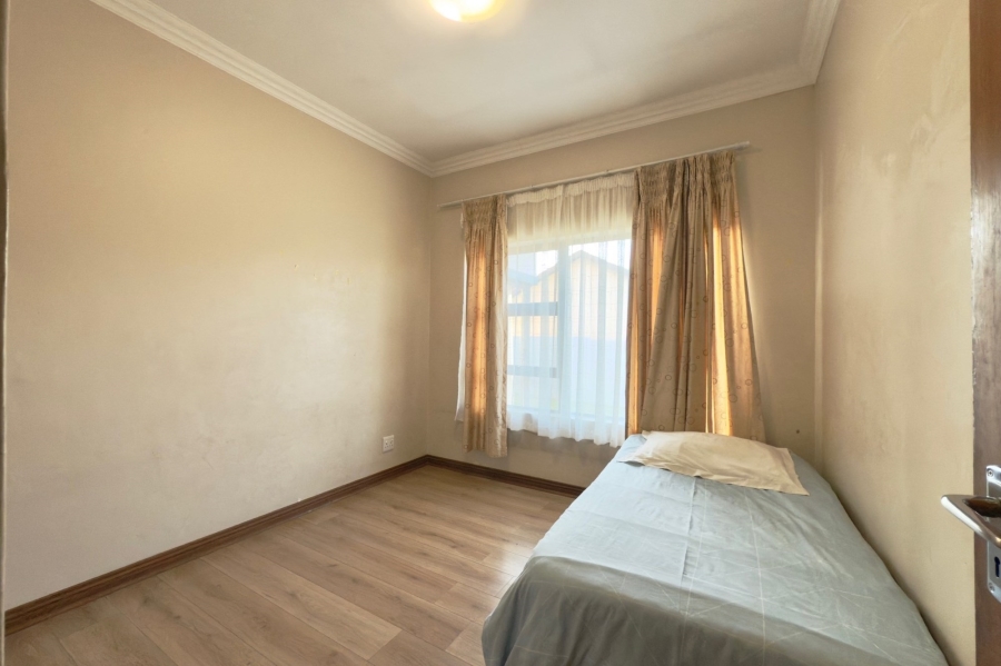 3 Bedroom Property for Sale in Rua Vista Gauteng