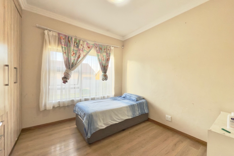 3 Bedroom Property for Sale in Rua Vista Gauteng