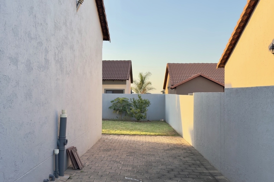 3 Bedroom Property for Sale in Rua Vista Gauteng