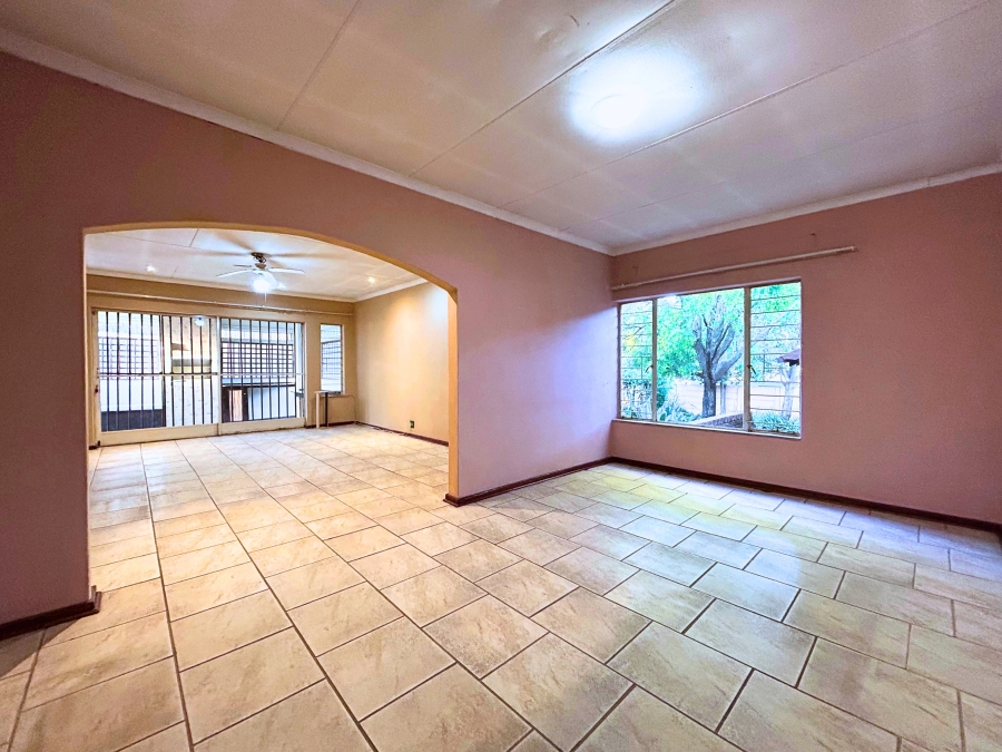 3 Bedroom Property for Sale in Zwartkop Gauteng