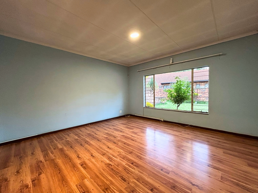 3 Bedroom Property for Sale in Zwartkop Gauteng