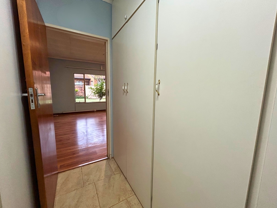 3 Bedroom Property for Sale in Zwartkop Gauteng