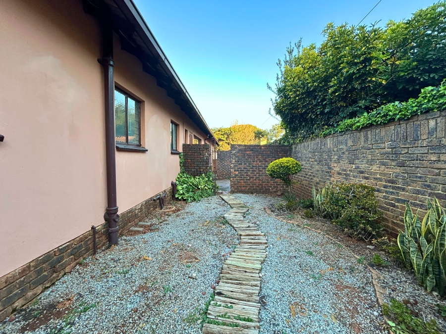 3 Bedroom Property for Sale in Zwartkop Gauteng