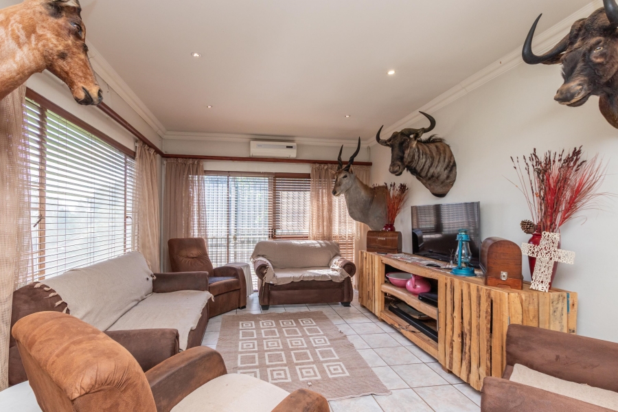 13 Bedroom Property for Sale in Poortview Gauteng
