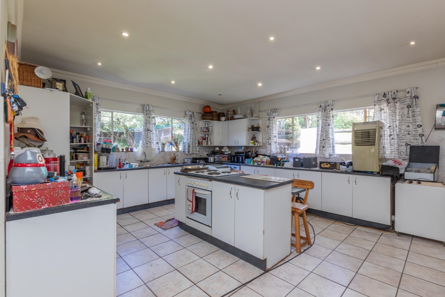 13 Bedroom Property for Sale in Poortview Gauteng