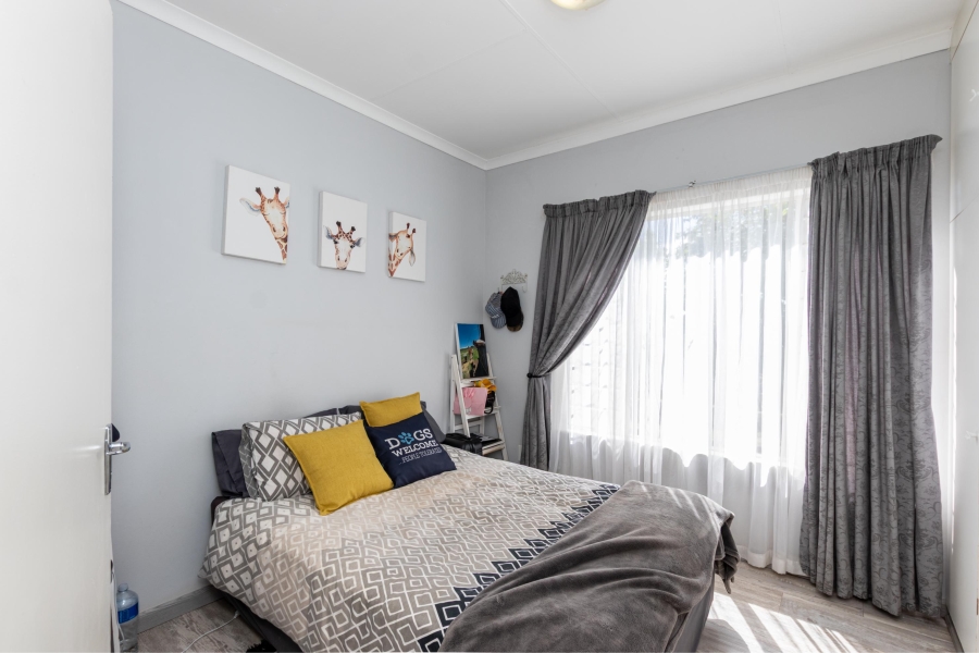 13 Bedroom Property for Sale in Poortview Gauteng