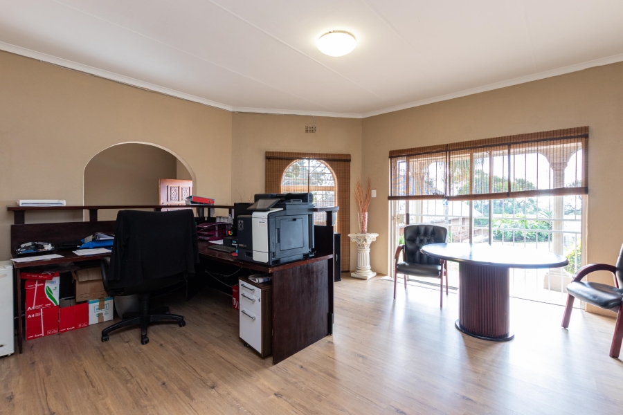 13 Bedroom Property for Sale in Poortview Gauteng