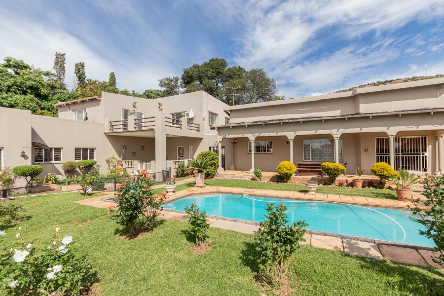 13 Bedroom Property for Sale in Poortview Gauteng